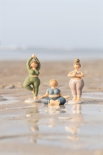 27501-99 Damer yoga fra Ib Laursen på stranden - Tinashjem
